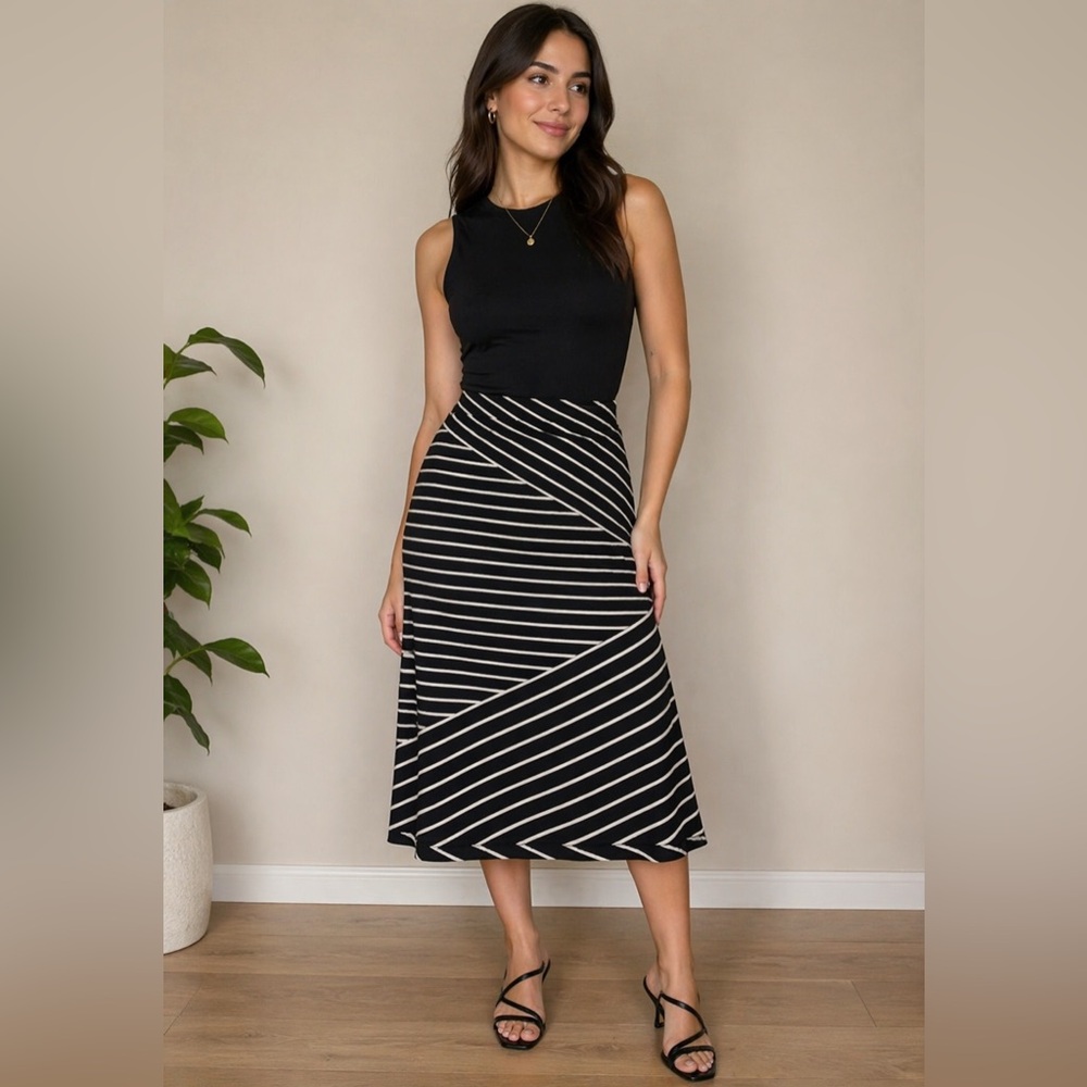 Ann Taylor LOFT XS Black White Striped Midi Skirt A-Line Stretch